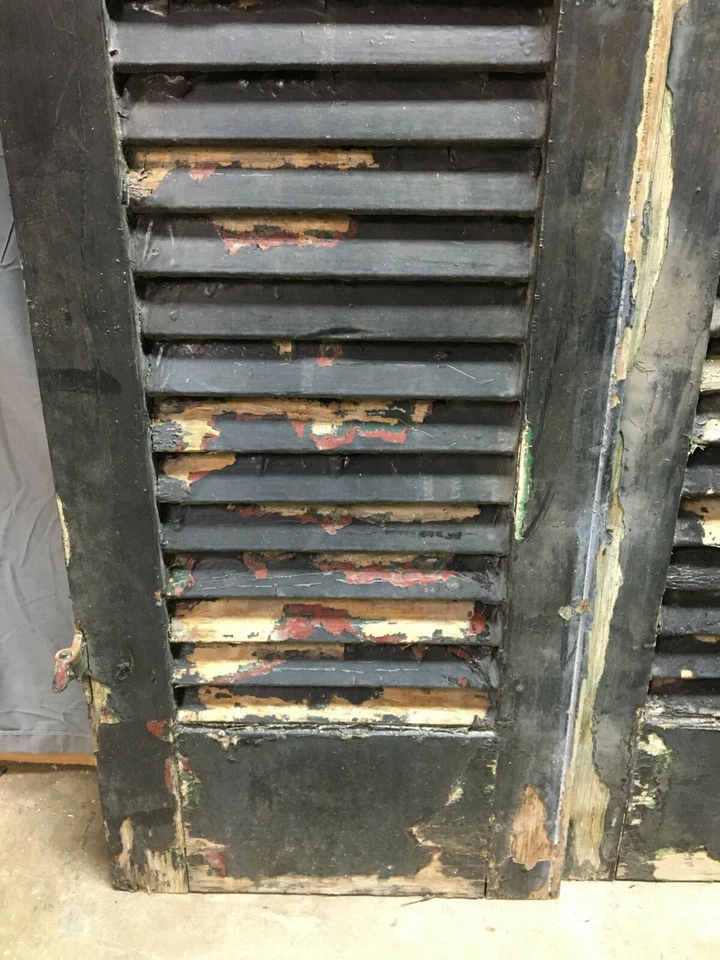 Par de persianas antigas de arco 15x68 para janela de casa madeira surradas 530-22B - Imagem 4 de 4