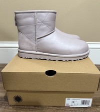 NIB Womens UGG Size 8 Classic Mini Pearlized Boot PSK Pale Smoke