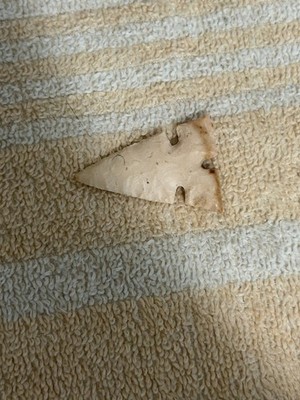 Stone Arrowhead Point Surface Find Collectible