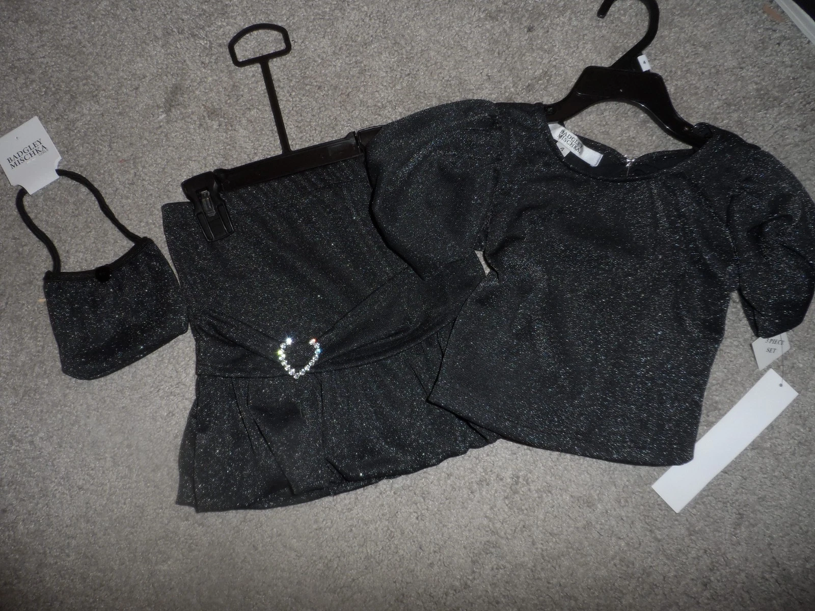 Adorable Badgley Mischka girls size 4 black sparkle skirt set shirt purse NWT