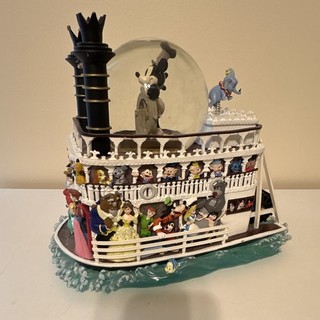 Disney Mark Twain Riverboat Snowglobe w/ Mickey Mouse & Dumbo