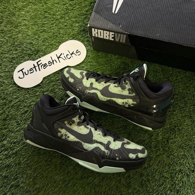 Size 11 - Nike Kobe 7 Poison Dart Frog Mint 488371-300 Pre-Owned AUTHENTIC