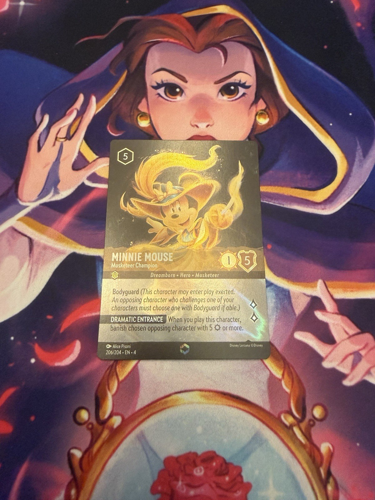 Minnie Mouse Musketeer Champion (Enchanted) 206/204 Ursula's Return Holo