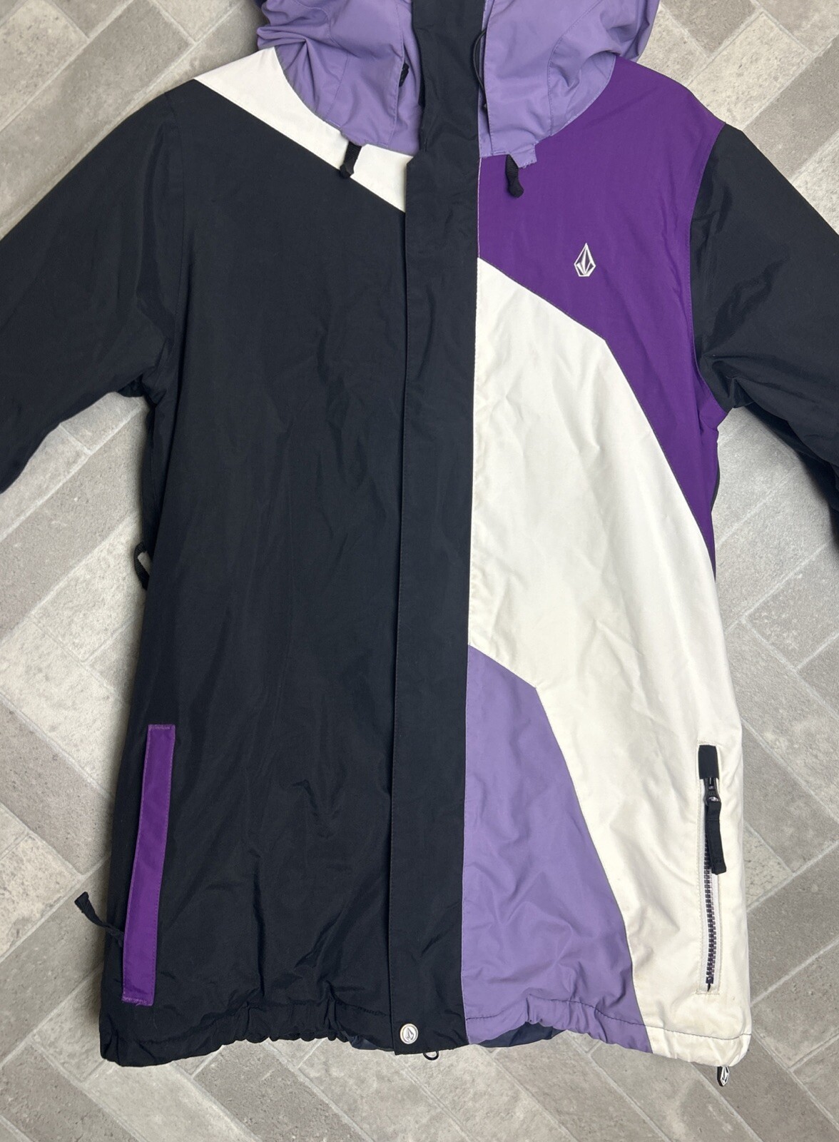 Picture 4 of 21