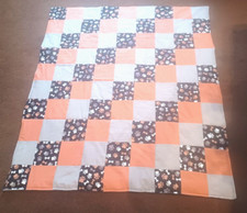 COUNTRY COTTAGE DOGGIE PAWS  DOG BONES FLANNEL PATCHWORK FLANNEL THROW QUILT