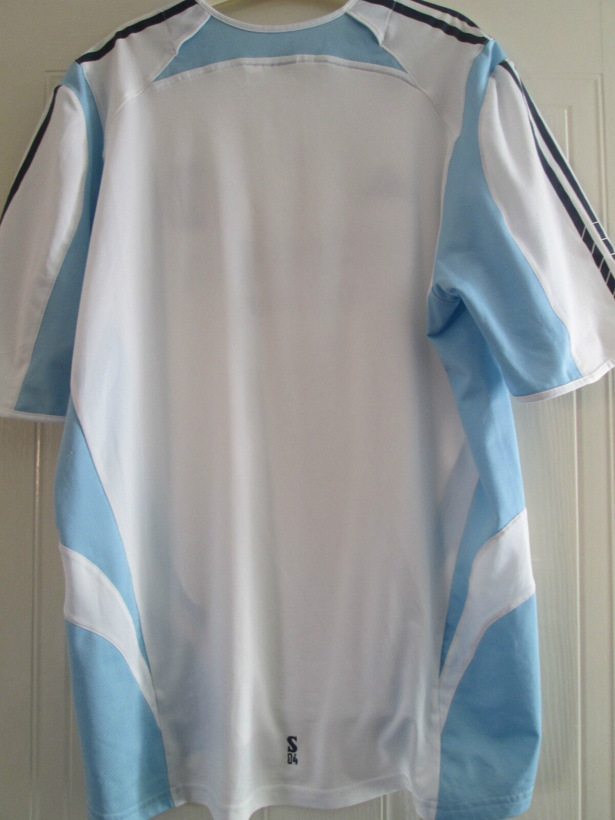 Picture 2 of 2