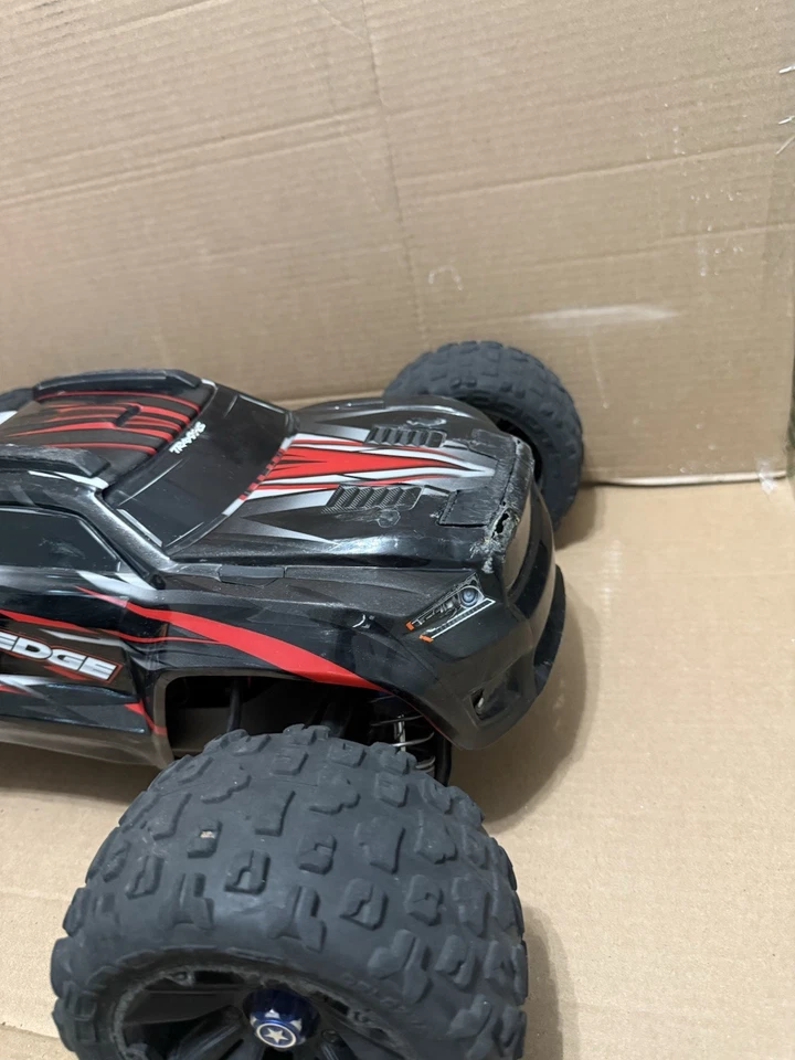 Trineo Traxxas 1/8 4X4 Rc - Sin batería ni cargador mejoras 8s Esc y motor Foto 3 de 4