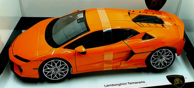 LAMBORGHINI TEMERARIO 1:18 SCALE DIE-CAST METAL RACE CAR SP EDITION NEW in BOX