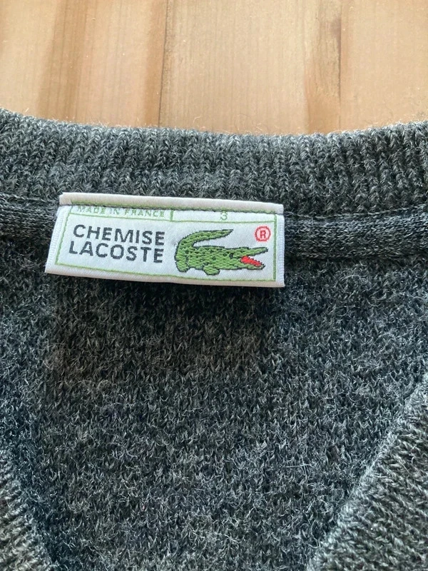 Pull Lacoste vintage col V 100 % laine vierge gris – Taille 4 ( L ) - Photo 4/4