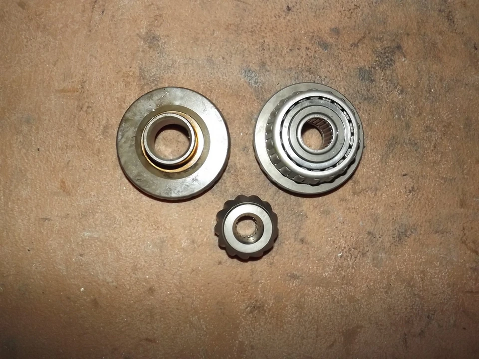 Nissan Tohatsu 90 HP TLDI Gear set PN 3D8640100,3T1640930,3B7640200 - Image 4 of 4