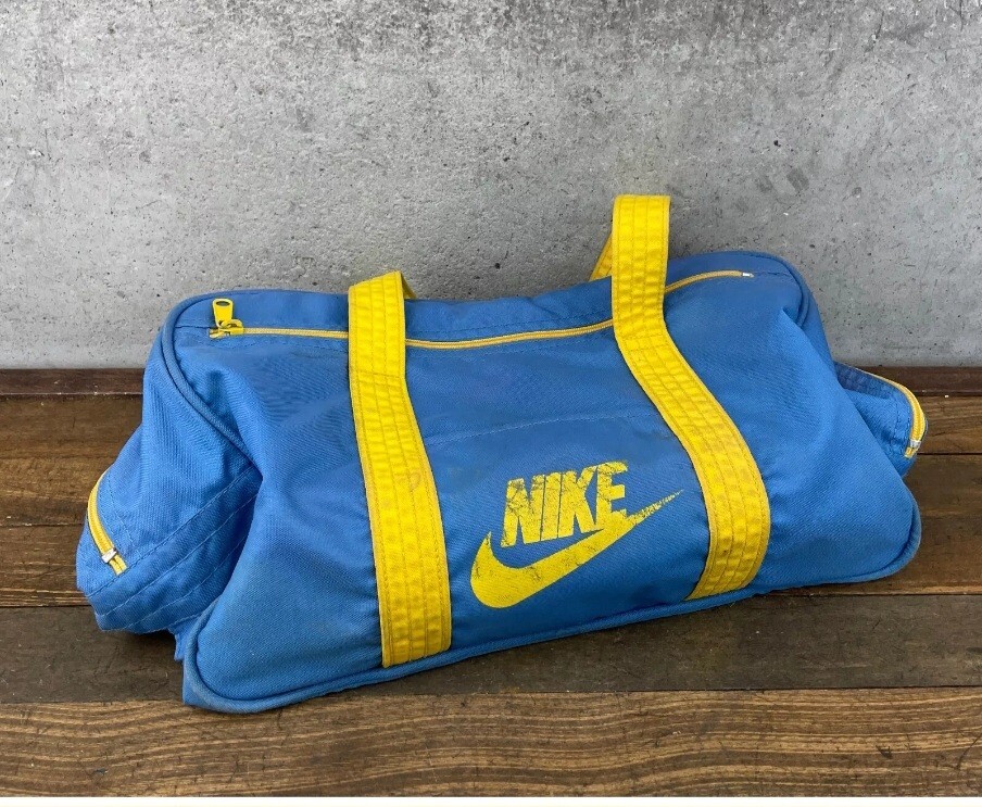 🔥🚨Vintage 70s Nike Training Duffle Gym Bag Blue/Yellow EUC 🔥🚨Vintage 70s Nike Training Duffle Gym Bag Blue/Yellow EUC