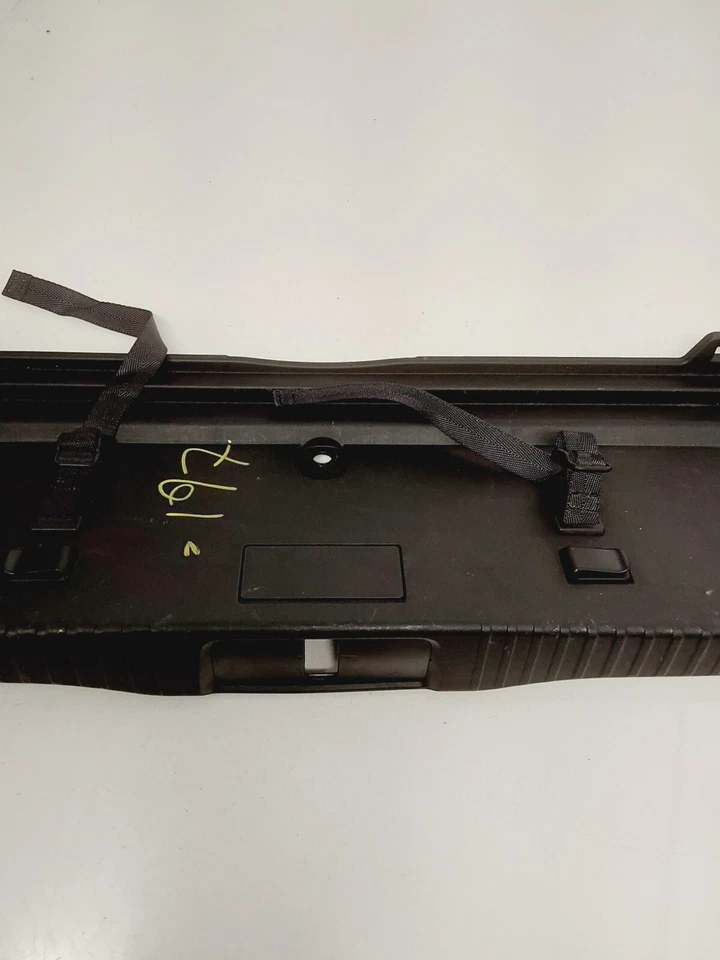 Lexus GS350 2013-2018 umbral trasero placa de desgaste cubierta de moldura fabricante de equipos originales 58387-30220 Foto 3 de 4