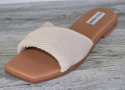 NEW Steve Madden Women's LIMITT Criss Cross Slides Sandals Size