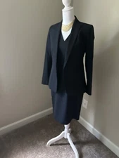Navy Ann Taylor women’s suit separates: jacket, pants, skirt, dress size 0P/00P