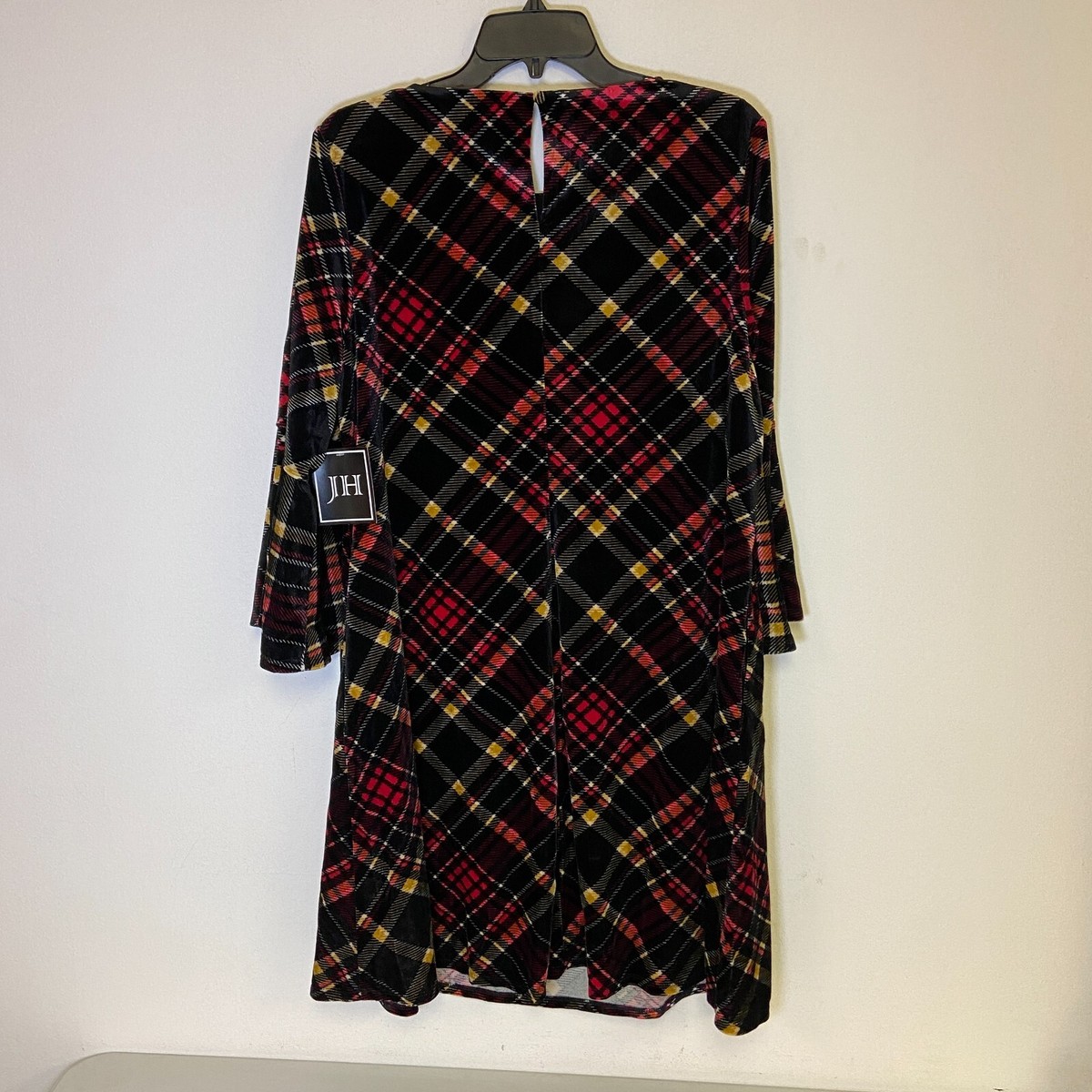 JH Women's 3/4 Sleeve Velvet Shift Dress Size 14W Color JH Women's 3/4 Sleeve Velvet Shift Dress Size 14W Color