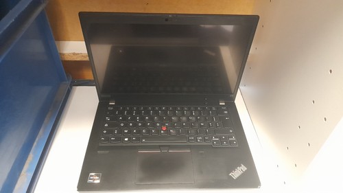ThinkPad Lenovo X13 Touch AMD Ryzen 5 4650U - 16GB, 250GB ,Win11 Pro - Foto 3 di 8
