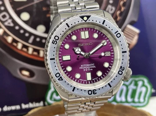 Seiko Diver  Watch - 7002-7001 Refurbished Vintage New Bracelet Purple Dial Mod