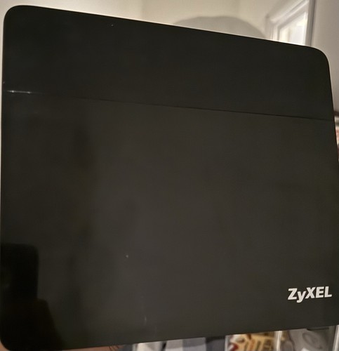 ZyXEL Gigabit Ethernet Dual Band Wireless Router VMG8924-B10A Working no PSU