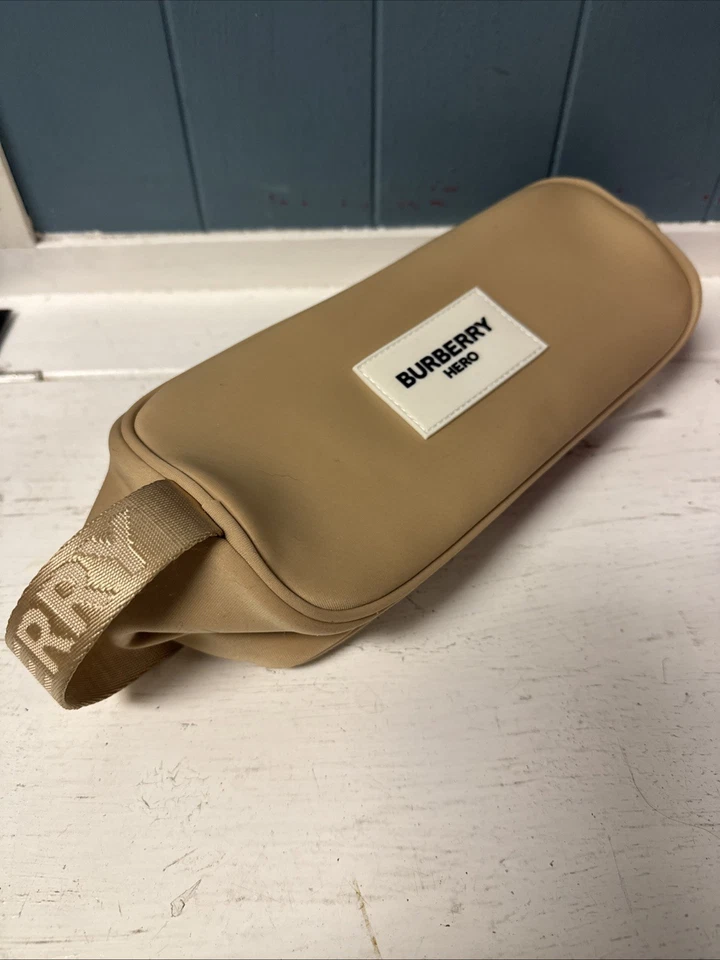 BURBERRY HERO  Beige Travel Bag Toiletry Mens Pouch GWP Bag - Image 2 of 4