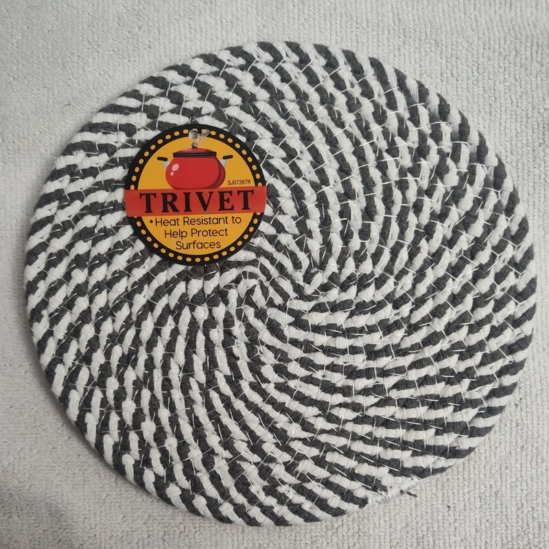 Marysia Designs Boho Raffia Trivet Hot Pad Round 7” New 