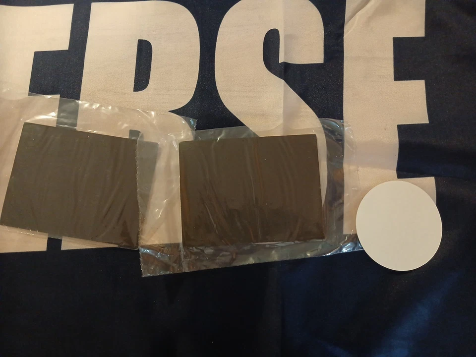 Yankees Universe 2014 Cap Flag Banner Keychain Pen Magnets HTF Collectibles NOS - Image 4 of 4