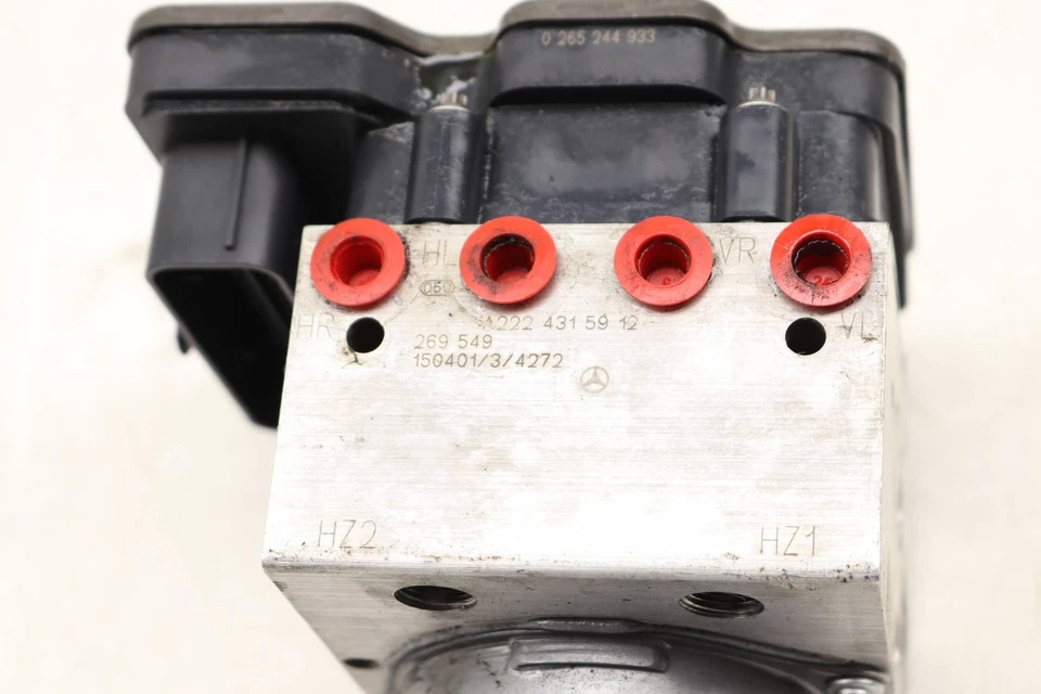 2018-2019 MERCEDES-BENZ S450 - ABS PUMP / Module UNIT 2224315912 - Image 2 of 4