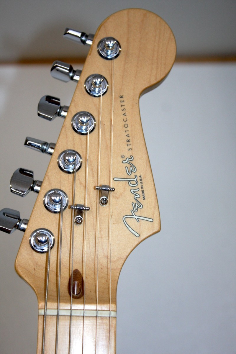 2000 Fender American Standard Stratocaster Black With Hard Shell