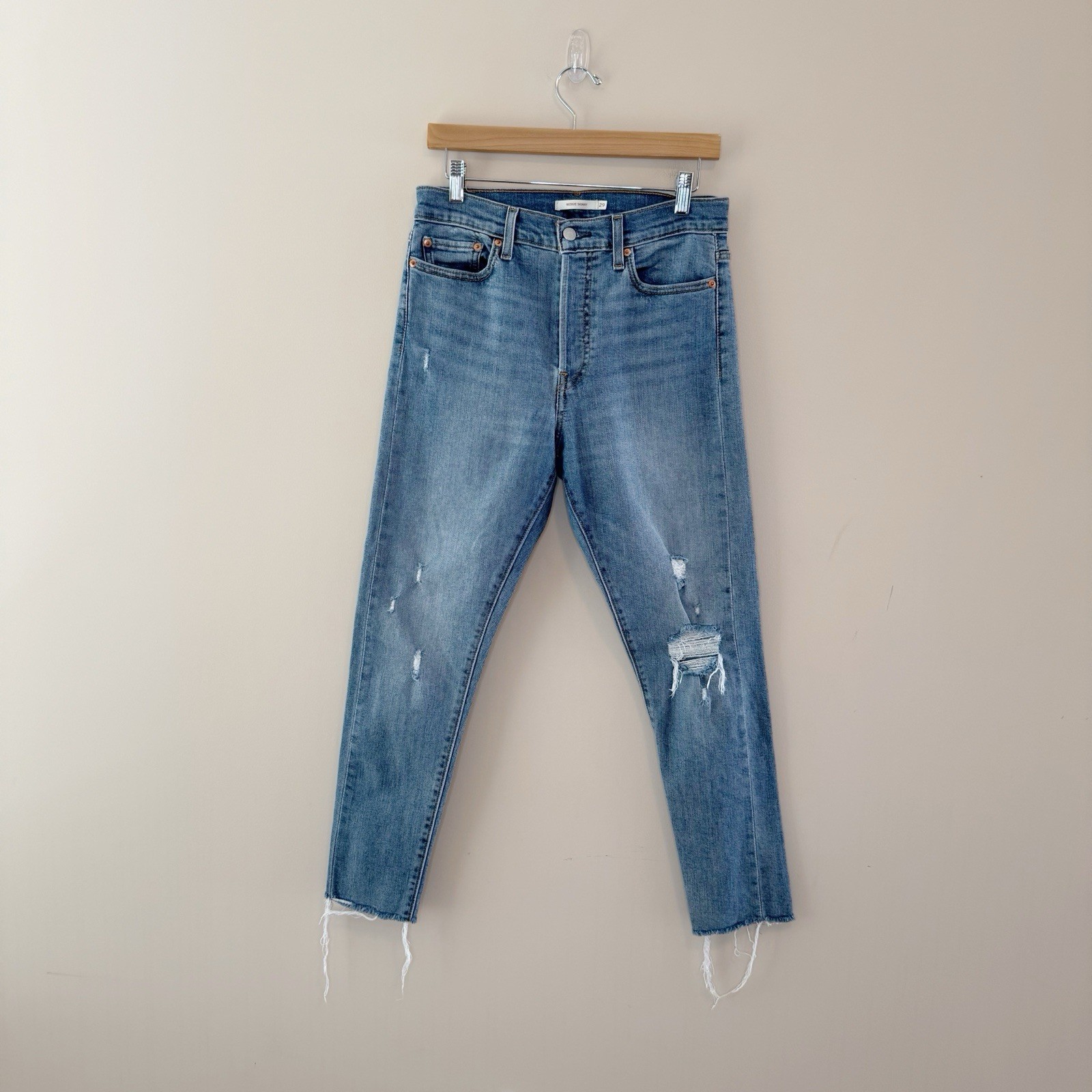 Levi’s Wedgie Skinny Jeans Blue Spice Wash Distressed High Rise Size 29