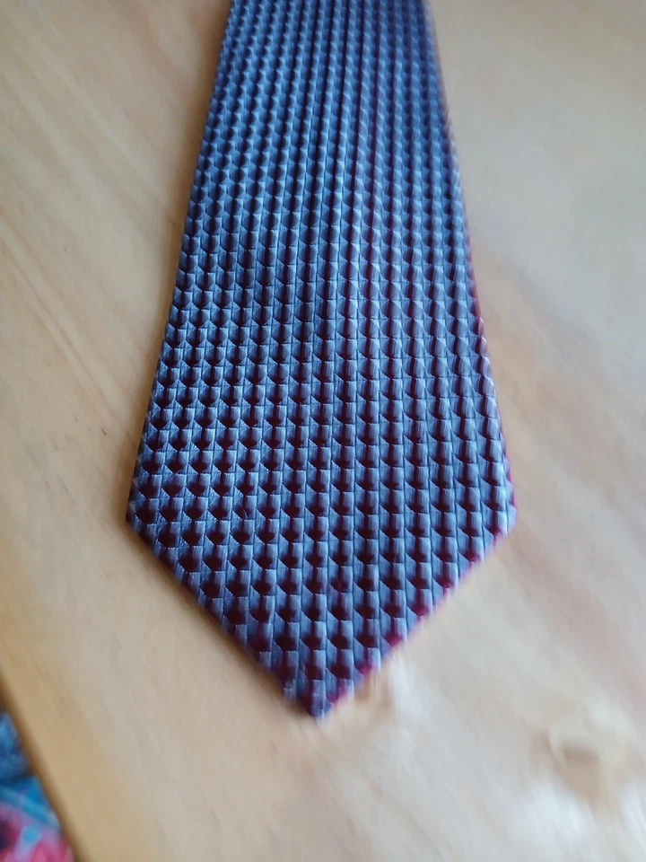 Covington 100% шелк галстук текстурированный вышитый красный и серебряные бриллианты 60 X 3,75" - Изображение 2 из 4