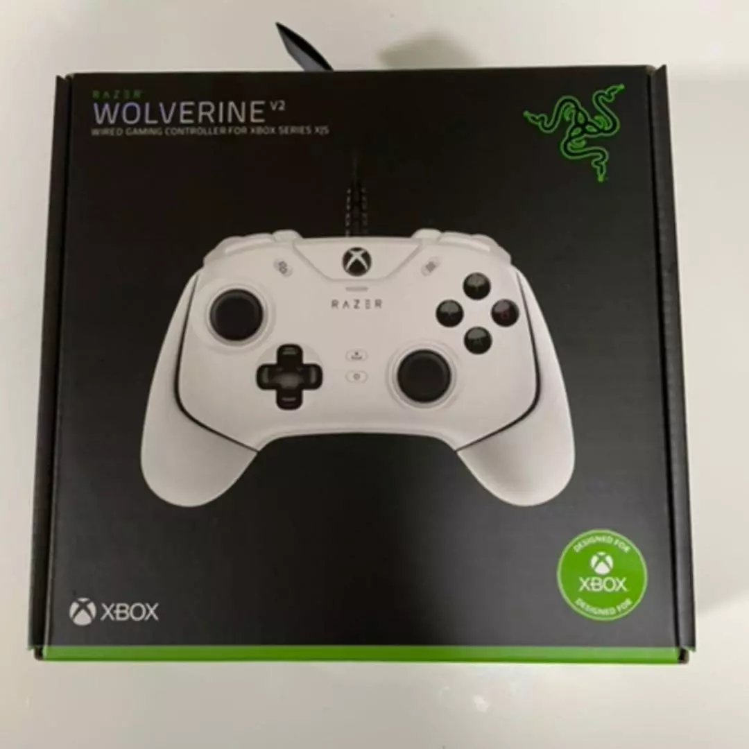 Xbox One Razer Razor Wolverine V2 Gaming Controller Mercury White