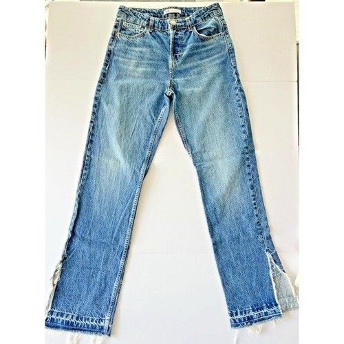 ZARA Women Boot Cut Frayed Jean in size 6 features a medium blue wash