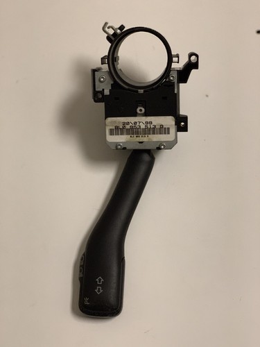 VW PASSAT 3B Golf 4 IV Lenkstockschalter 8L0953513G Blinkerhebel Blinkerschalter