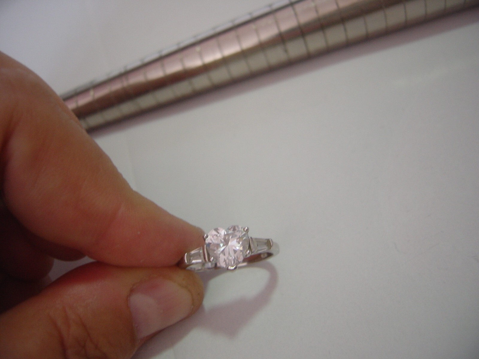 VINTAGE BEAUTIFUL SOLID SILVER RING-LOVLEY HEART … - image 10