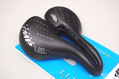 Sella SMP TREKKING E-BIKE MEDIUM SADDLE SMP TREKKING E-BIKE MEDIUM BLACK