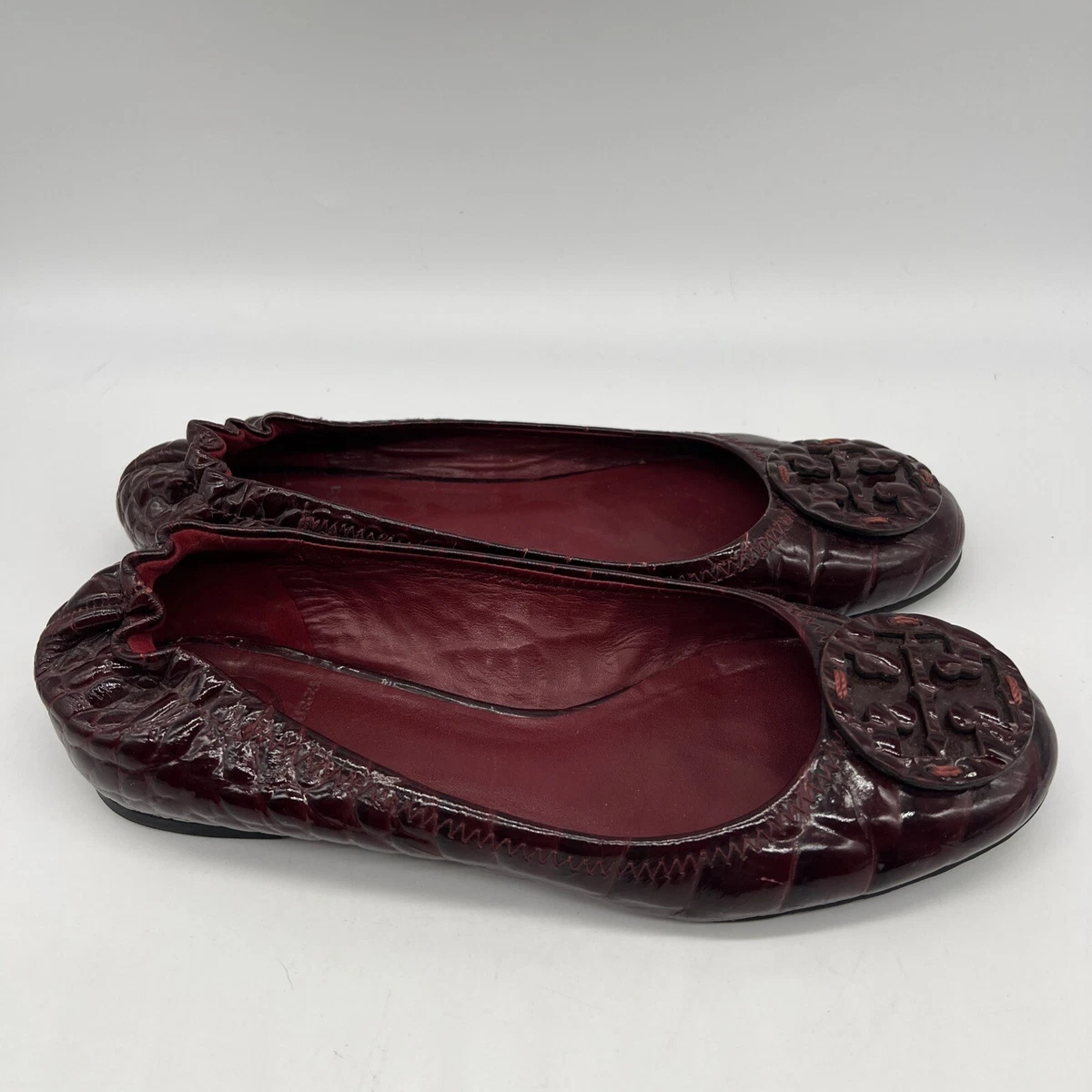 Tory burch 2025 burgundy shoes