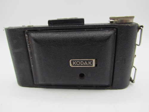 Kodak JR. SIX-20 Series III Vintage Camera For Parts or Repair Only - UNTESTED - Picture 8 of 15