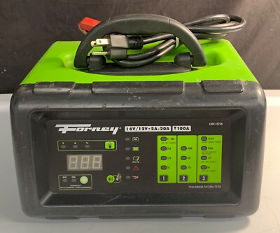 Car Vehicle Battery Charger LED Indicators Trickle Charge 6 and 12 Volt Charging