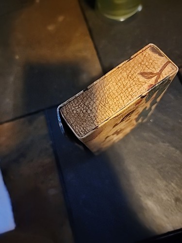Joyero vintage de cuero mecanizado a mano con ciervo - Imagen 5 de 10