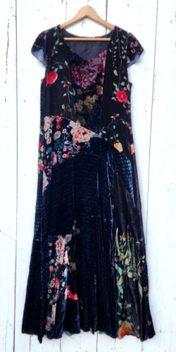 Johnny Was Women's Black Boho Floral Short Sleeve Velvet Maxi Dress L / XL READ