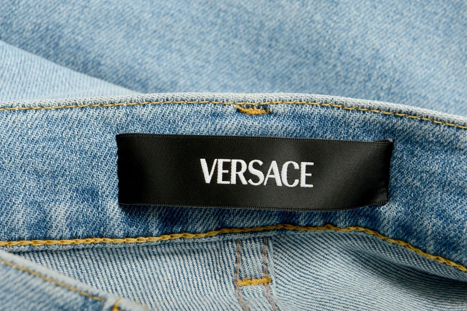 Jeans Versace masculino azul claro logotipo lavagem bordado perna reta EUA 32 IT 48 - Imagem 4 de 4