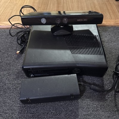 Microsoft Xbox 360 S Black Console with Kinect And Power Brick Tested Works