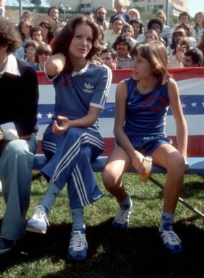 Actress Jaclyn Smith actress Kristy McNichol at the Battle of the - Old Photo 7
