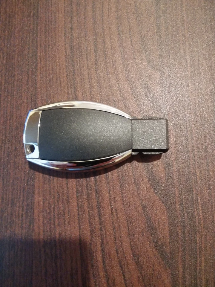 W220 MERCEDES BENZ NOVO SERVIÇO DE PROGRAMAÇÃO CHAVEIRO EIS EZS 2001-2006 S Klass - Imagem 2 de 4