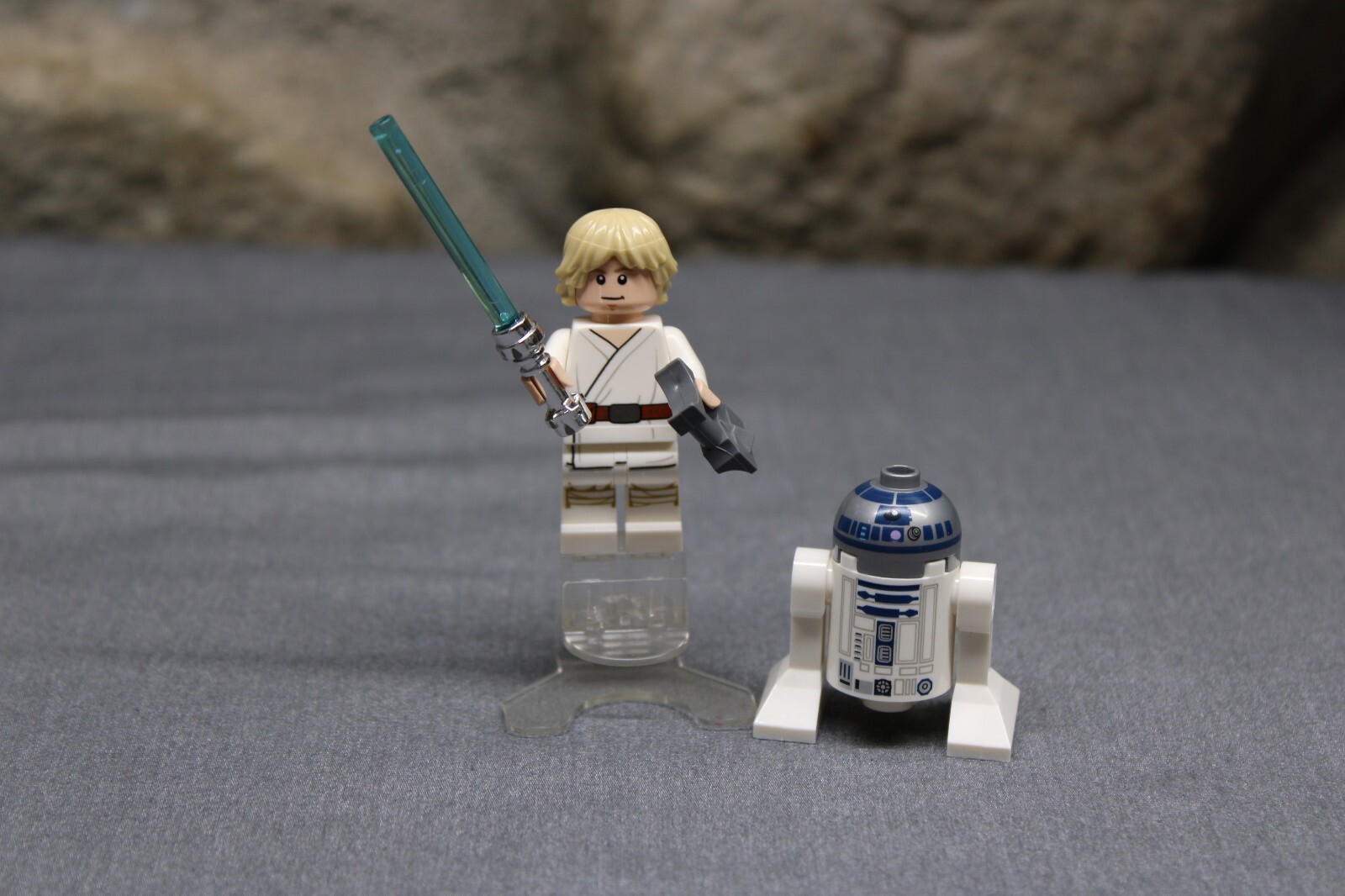 Lego Star Wars Luke Skywalker Tatooine Minifigure sw0778 with R2-D2 K7