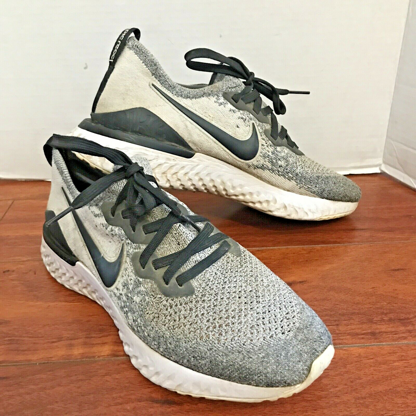 nike epic react flyknit 2 oreo