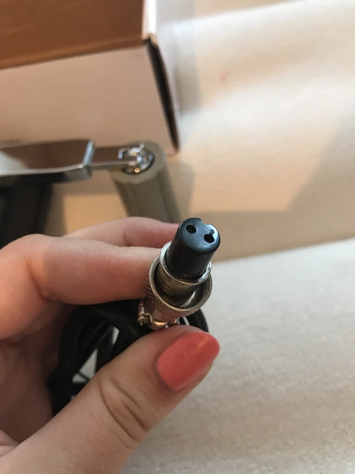 Technical Data 30w 15v 0-3A Hand Crank Emergency Generator New In Box  - Image 3 of 4