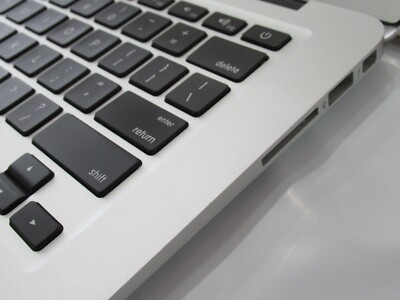 Apple MacBook Air 13