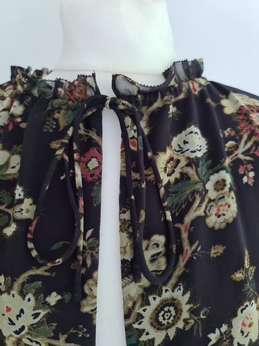 Wilfred Womens Black Floral Frilled Neck Long Sleeve Floaty dress. XS/UK 6-8. - Picture 7 of 12