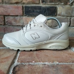 new balance 800  beige