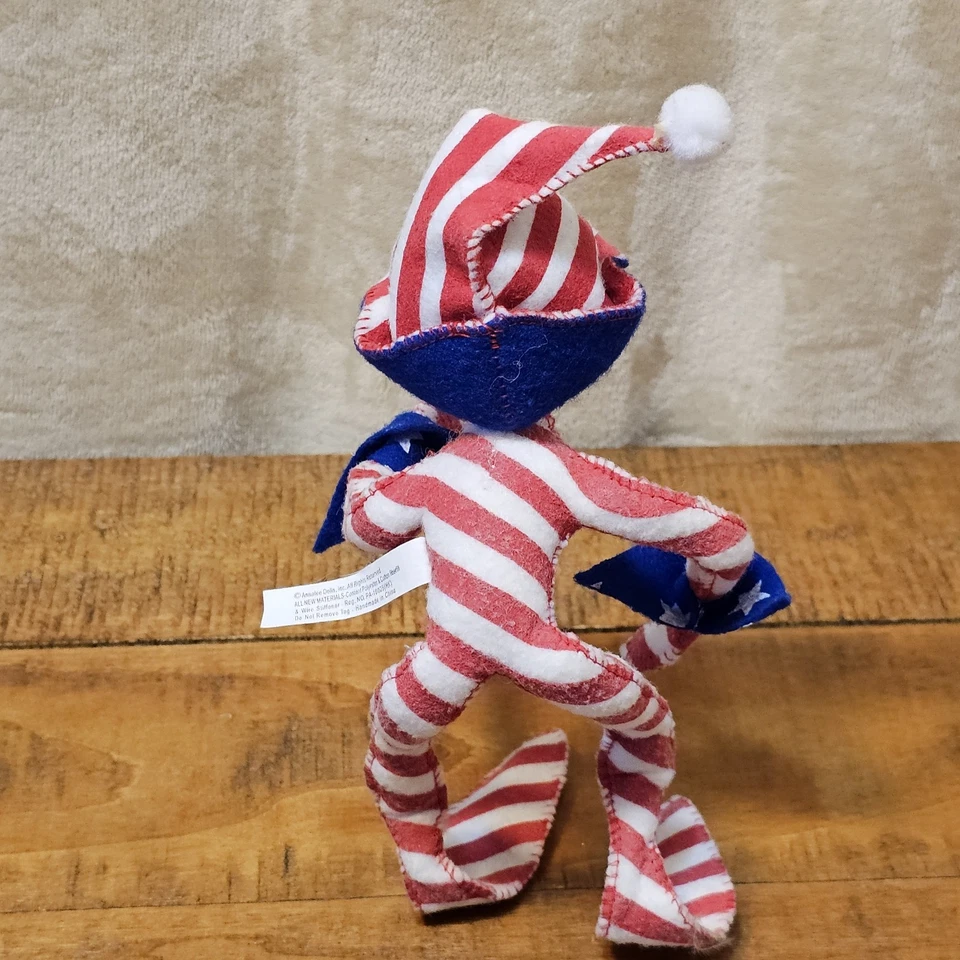 ANNALEE 2007 9" PATRIOTIC RED,WHITE AND BLUE ELF  Laughing Mouth - Image 3 of 4